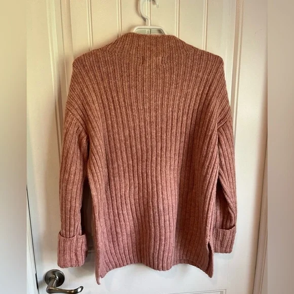 NWOT Old Navy Tunic Length Pink Sweater Small oversized - Picture 6 of 7